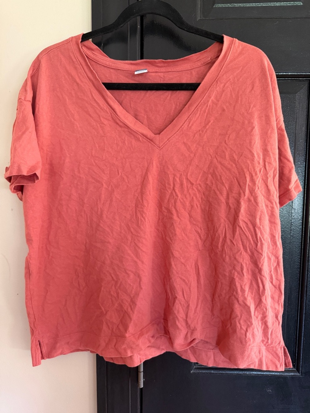 Old Navy Coral V-Neck Short Sleeve Top